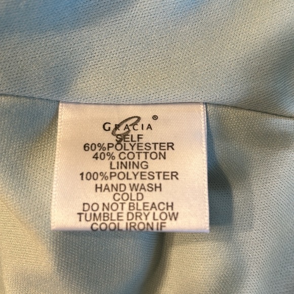 Gracia Floral and Gold A-Line Dress - Picture 15 of 16